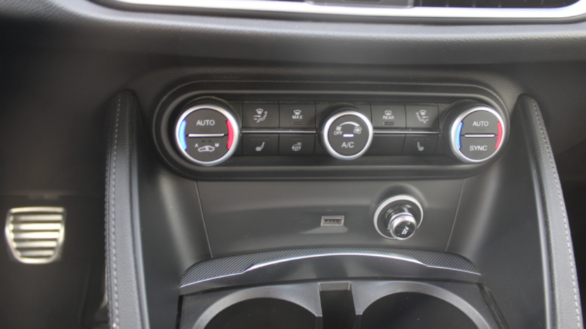 ALFA ROMEO Stelvio Stelvio 2.0 Turbo Veloce Q4 aut