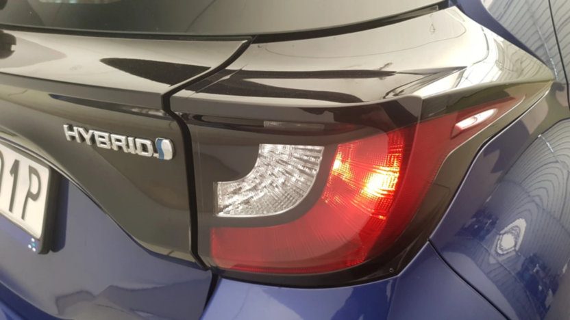 TOYOTA Yaris Yaris Hybrid 1.5 Comfort