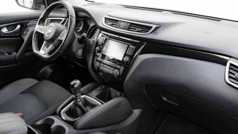 NISSAN Qashqai Qashqai 1.3 DIG-T N-Connecta EU6d
