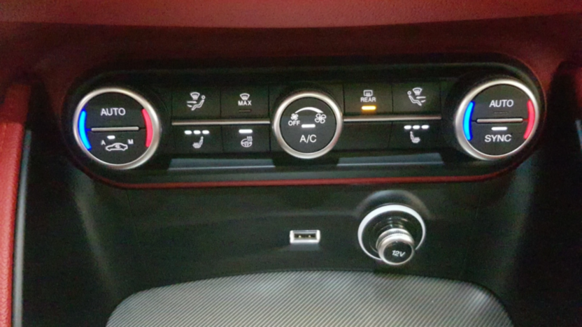 ALFA ROMEO Stelvio Stelvio 2.0 Turbo Veloce Q4 aut