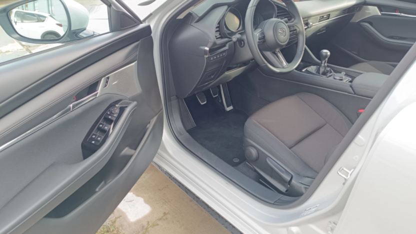 MAZDA 3 3 2.0 mHEV Exclusive-Line