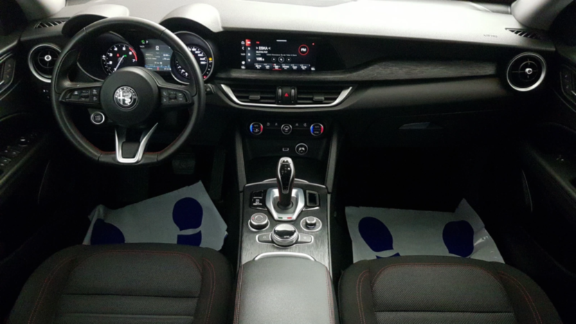 ALFA ROMEO Stelvio Stelvio 2.0 Turbo Business Q4 aut