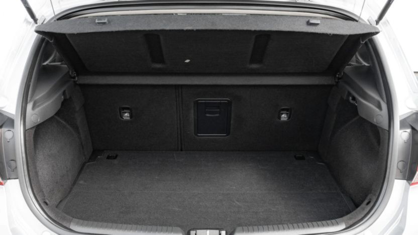 HYUNDAI i30 i30 1.5 DPI Smart