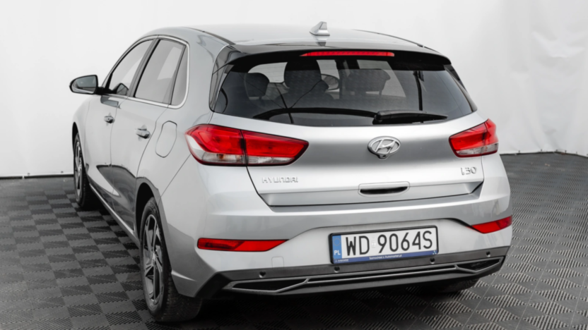 HYUNDAI i30 i30 1.5 DPI Smart
