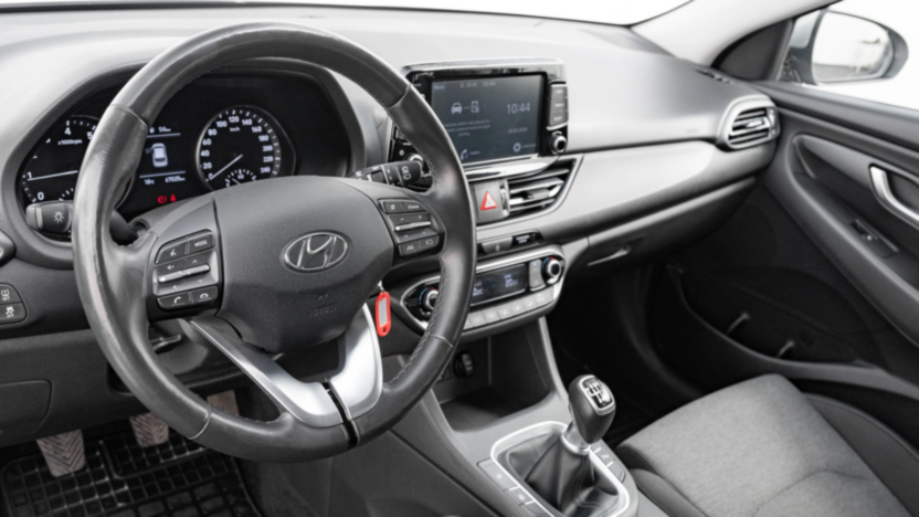 HYUNDAI i30 i30 1.5 DPI Smart