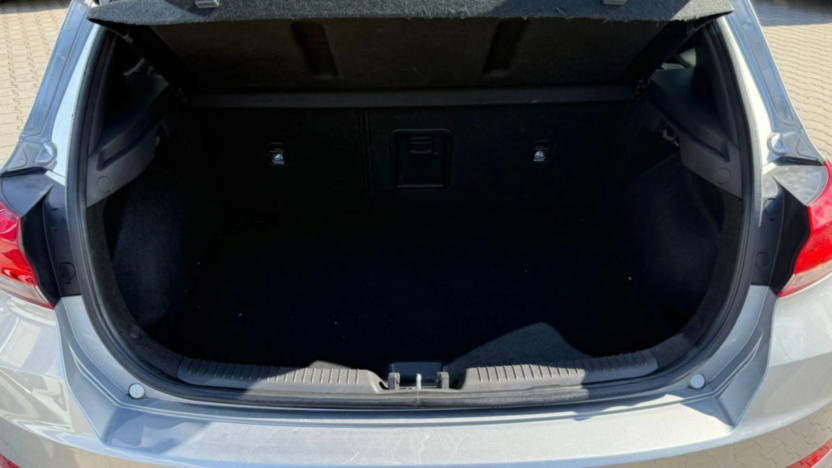 HYUNDAI i30 i30 1.5 DPI Smart