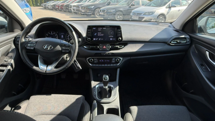 HYUNDAI i30 i30 1.5 DPI Smart