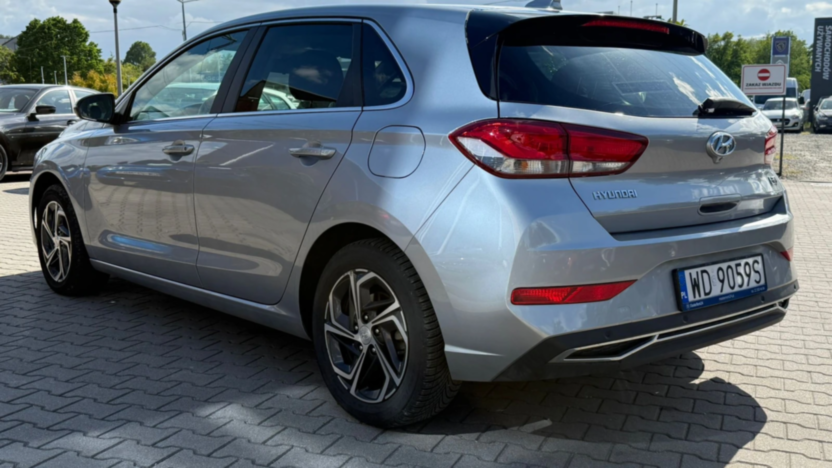 HYUNDAI i30 i30 1.5 DPI Smart