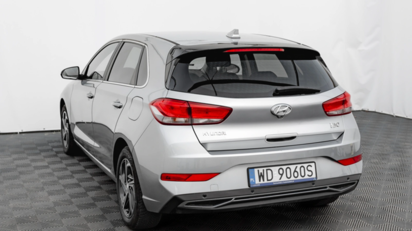 HYUNDAI i30 i30 1.5 DPI Smart