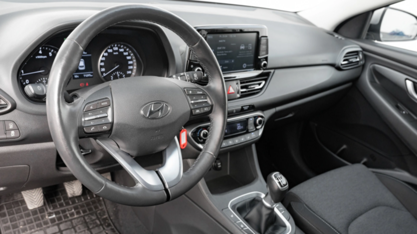 HYUNDAI i30 i30 1.5 DPI Smart