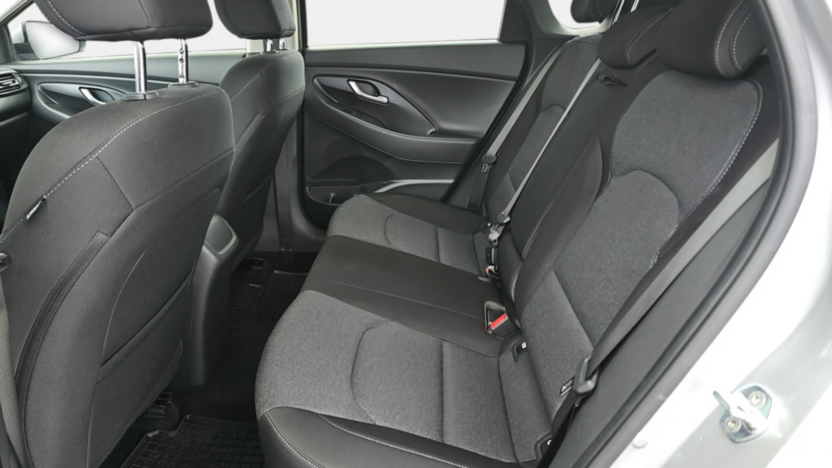 HYUNDAI i30 i30 1.5 DPI Smart