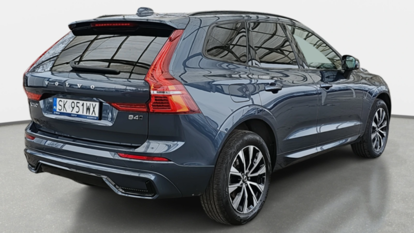 VOLVO XC60 XC60 B4 D AWD Plus Dark aut