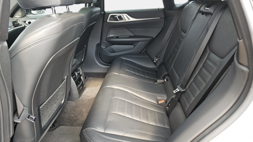 BMW Seria 4 M440i xDrive mHEV sport-aut
