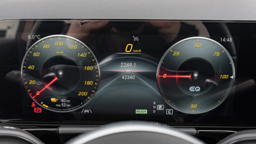 MERCEDES-BENZ EQA EQA 250 66.5kWh AMG Line
