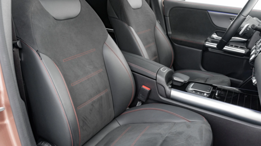 MERCEDES-BENZ EQA EQA 250 66.5kWh AMG Line