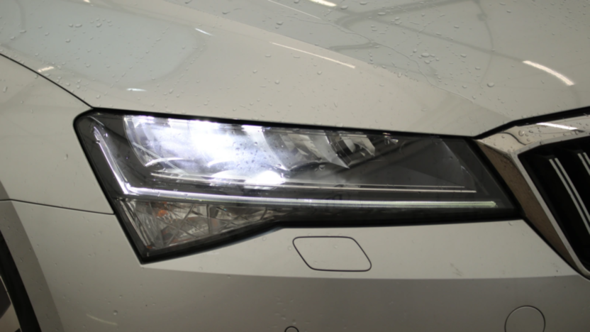 SKODA Superb Superb 2.0 TDI SCR Style DSG