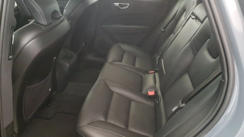VOLVO XC60 XC60 B4 D AWD Plus Bright aut
