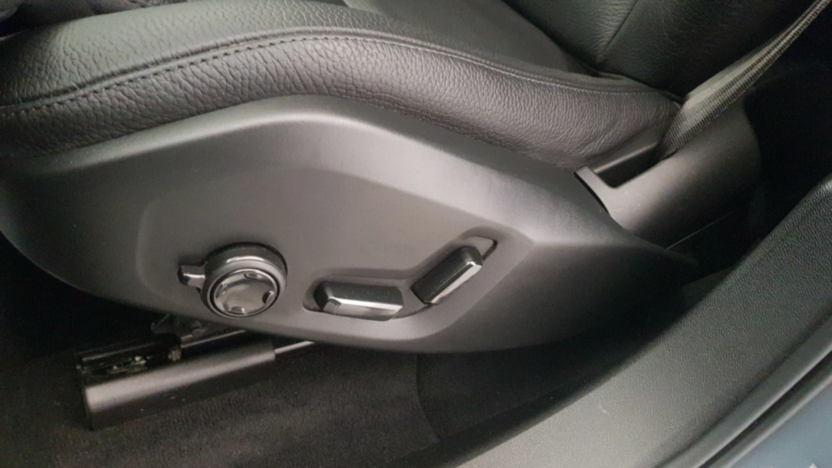 VOLVO XC60 XC60 B4 D AWD Plus Bright aut