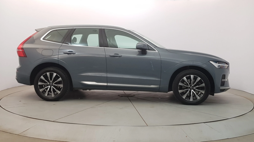 VOLVO XC60 XC60 B4 D AWD Plus Bright aut