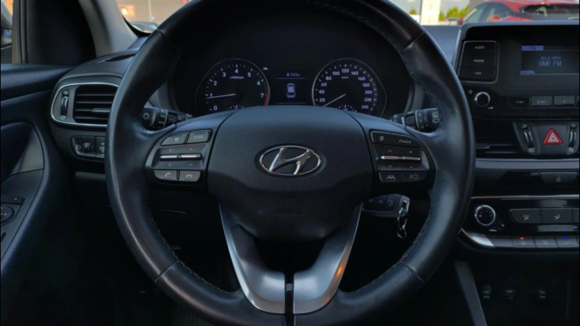 HYUNDAI i30 i30 1.5 DPI Modern
