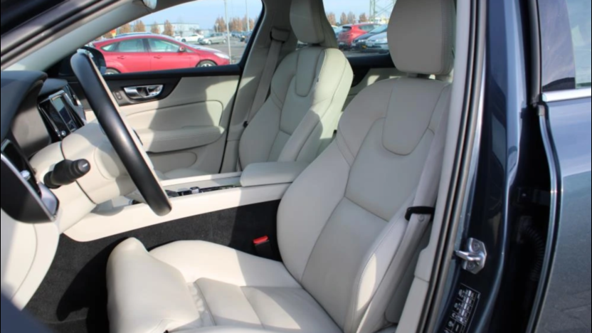 VOLVO V60 V60 D3 Momentum Pro aut