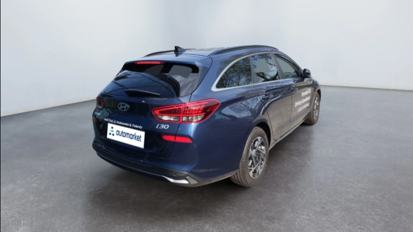 HYUNDAI i30 i30 1.5 T-GDI 48V Smart