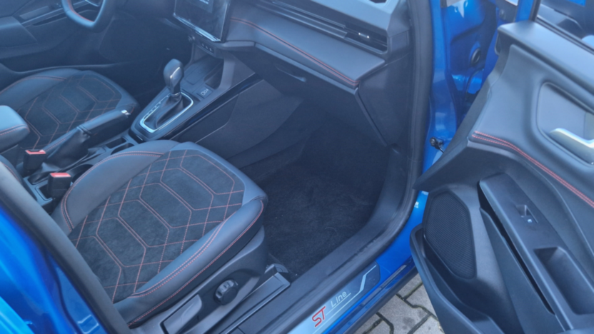 FORD Puma Puma 1.0 EcoBoost mHEV ST-Line X PowerShift Nowy