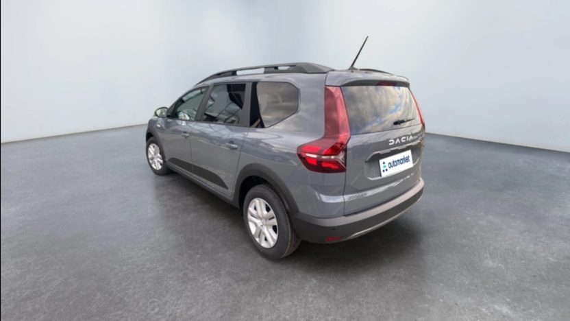 DACIA Jogger Jogger 1.6 Full Hybrid 140 Expression MMT 7os. Nowy