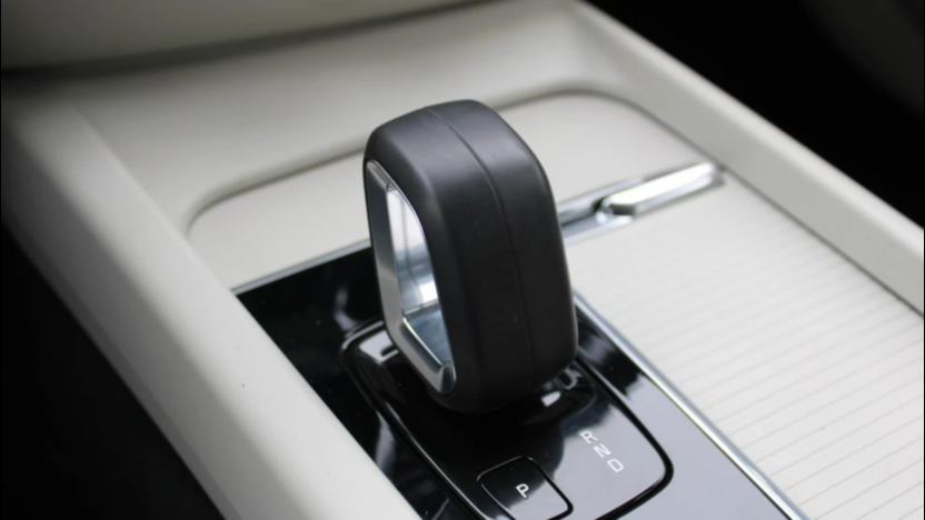 VOLVO V60 V60 B4 D Momentum Pro aut