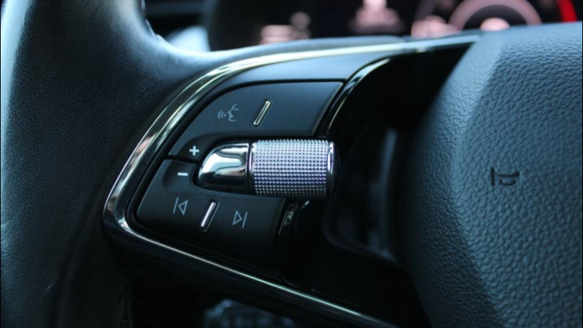 SKODA Kamiq Kamiq 1.0 TSI Active