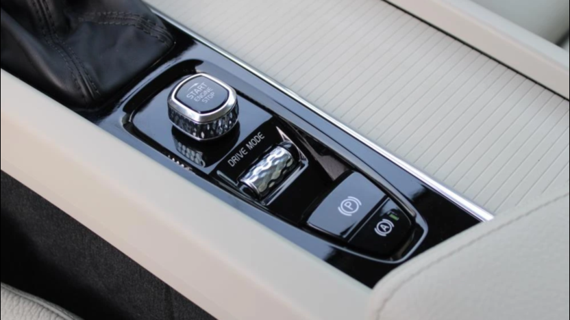 VOLVO V60 V60 D3 Momentum Pro aut