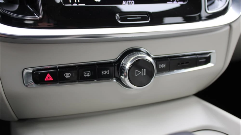 VOLVO V60 V60 B4 D Momentum Pro aut