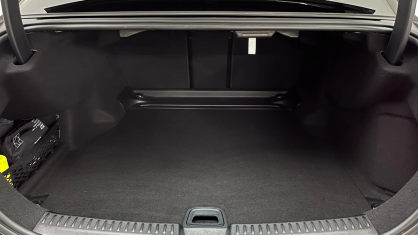 MERCEDES-BENZ E Klasa E 220 d AMG
