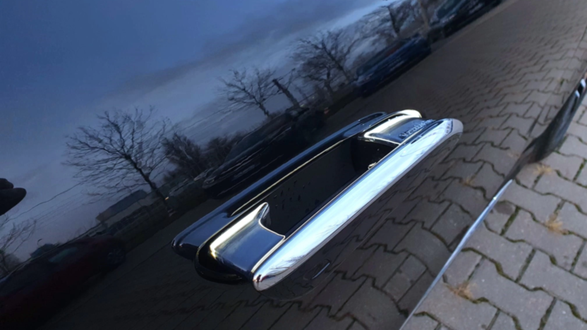MERCEDES-BENZ E Klasa E 220 d AMG