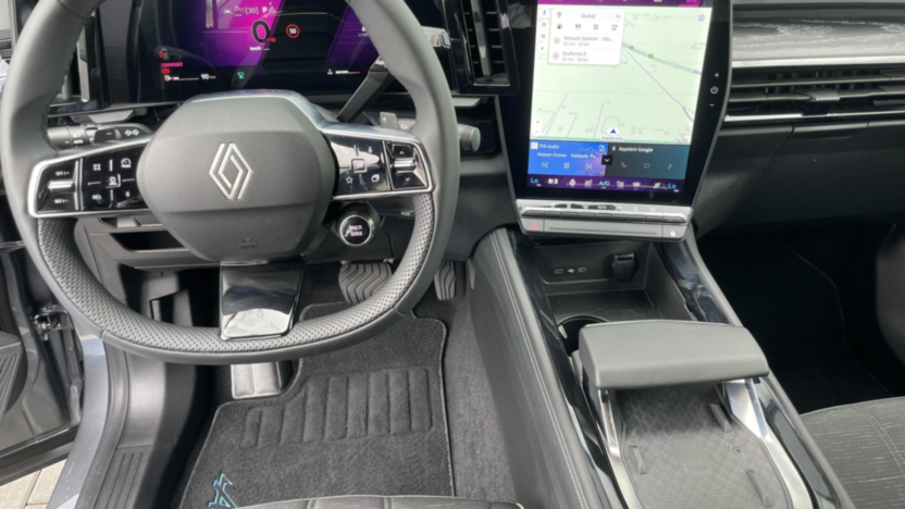 RENAULT Austral Austral 1.3 TCe mHEV Iconic aut