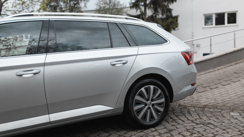 SKODA Superb Superb 2.0 TDI SCR Style DSG