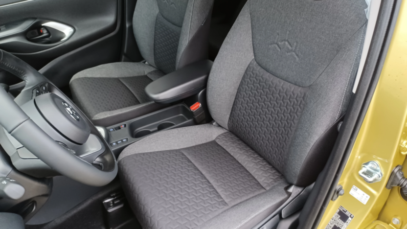 TOYOTA Yaris Cross Yaris Cross Hybrid 1.5 Active Nowy