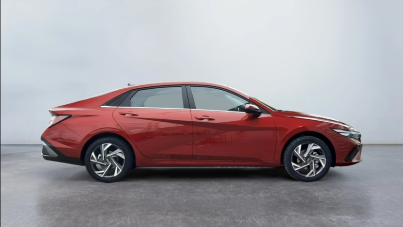 HYUNDAI Elantra Elantra 1.6 Smart CVT