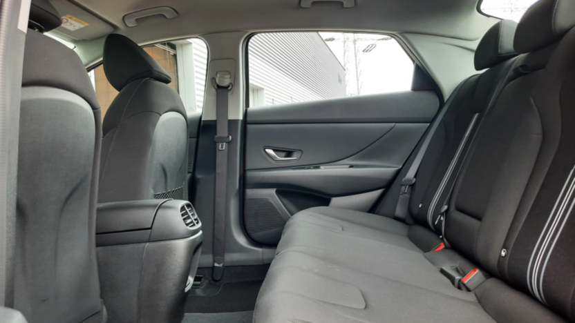 HYUNDAI Elantra Elantra 1.6 Smart CVT