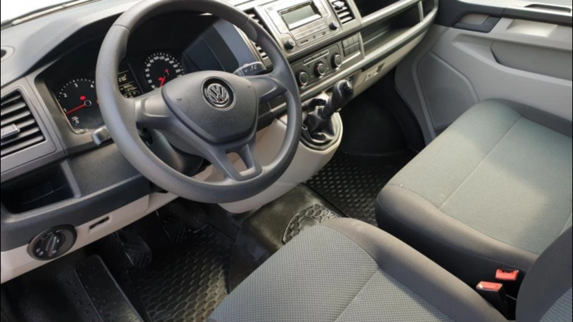 VOLKSWAGEN Transporter Transporter T6 TDI L2H1