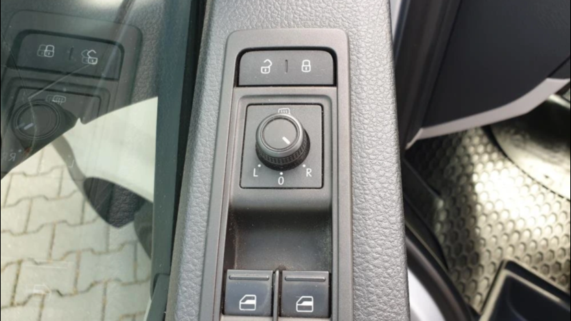 VOLKSWAGEN Transporter Transporter T6 TDI L2H1