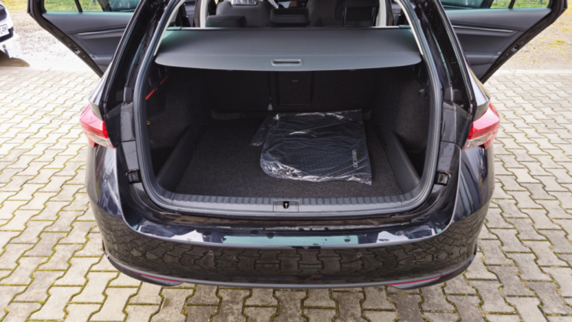 SKODA Octavia Octavia 1.5 TSI mHEV Selection DSG Nowy