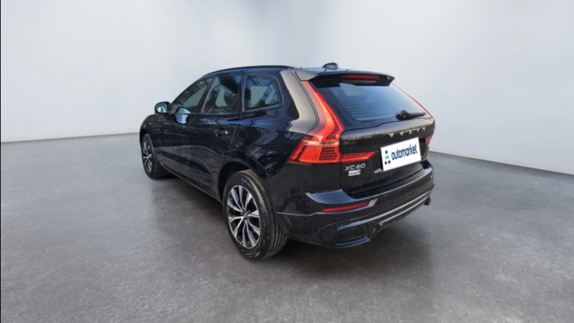 VOLVO XC60 XC60 B4 D Plus Dark aut
