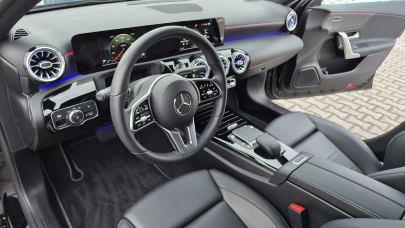 MERCEDES-BENZ A Klasa A 200 d Style 8G-DCT