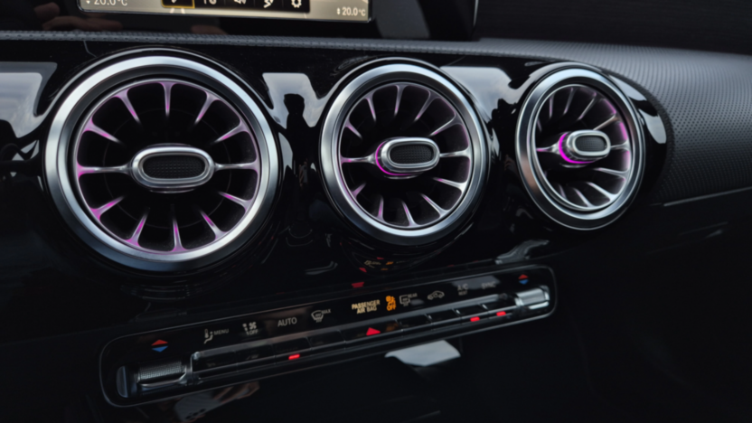 MERCEDES-BENZ A Klasa A 200 d Style 8G-DCT