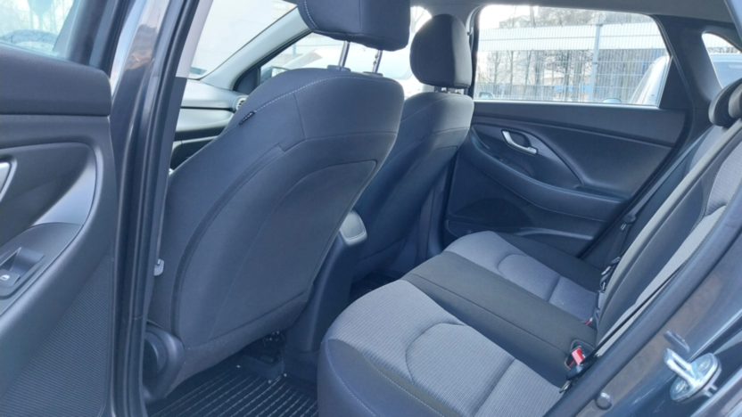 HYUNDAI i30 i30 1.5 DPI Classic +