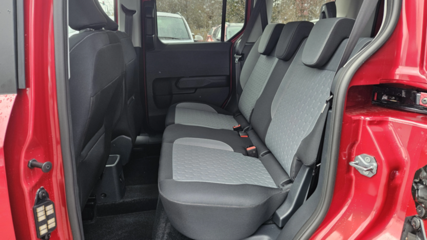 FORD Tourneo Courier Tourneo Courier 1.0 EcoBoost Titanium aut Nowy