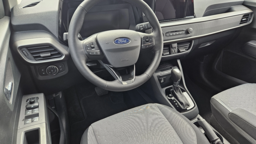 FORD Tourneo Courier Tourneo Courier 1.0 EcoBoost Titanium aut Nowy