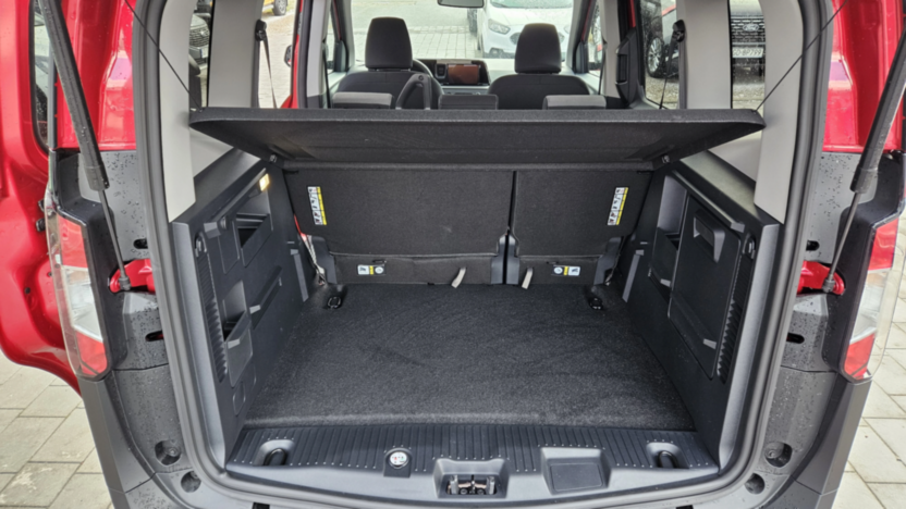 FORD Tourneo Courier Tourneo Courier 1.0 EcoBoost Titanium aut Nowy