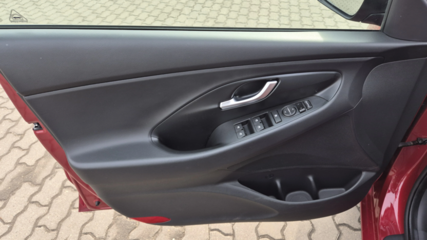 HYUNDAI i30 i30 1.0 T-GDI Smart